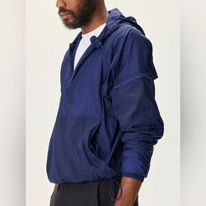 NWOT Outdoor Voices Men’s Breaklite Jacket